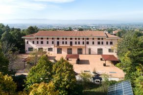 Convent in Umbria, between Assisi and Spello, for sale
