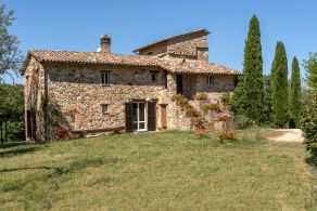 Country villa for sale in Todi, Umbria