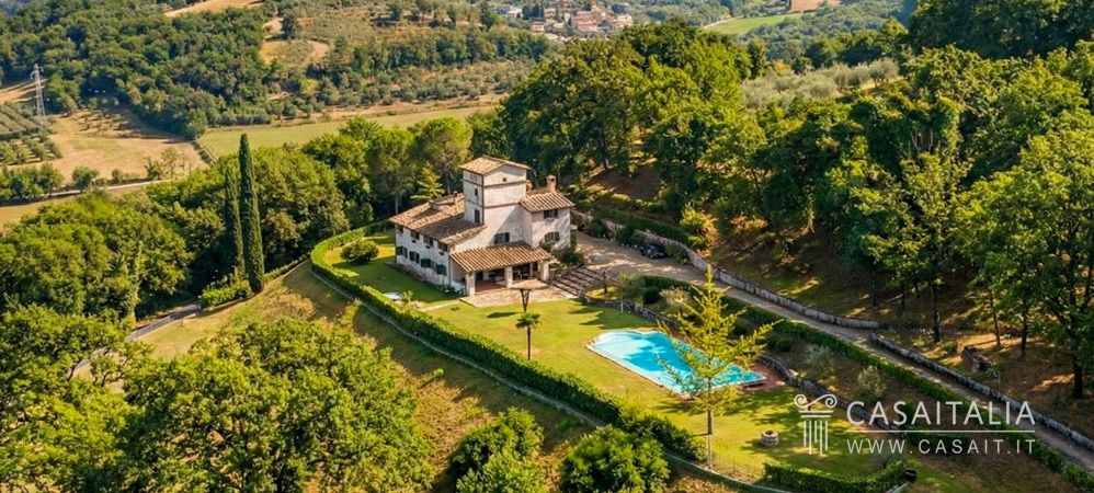 Villa di campagna di lusso in vendita in Umbria, Spoleto, Casaitalia International Villa di campagna di lusso in vendita in Umbria, Spoleto, Casaitalia International