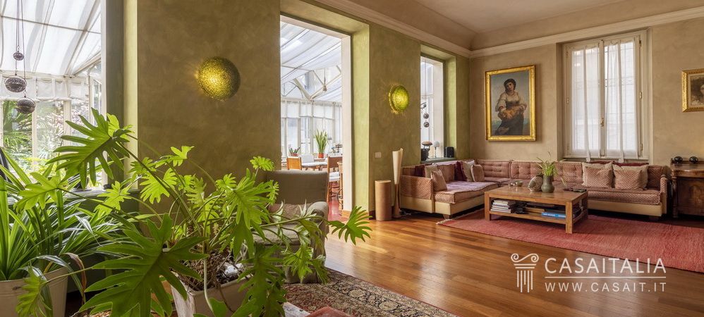 Exclusive townhouse for sale in Milan city centre, Conservatorio area, Casaitalia International Exclusive townhouse for sale in Milan city centre, Conservatorio area, Casaitalia International